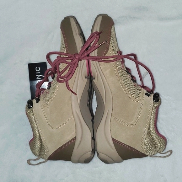 NWT Vionic Cypress Water-Resistant Hiking Sneakers Women's Size 9 - Picture 5 of 10